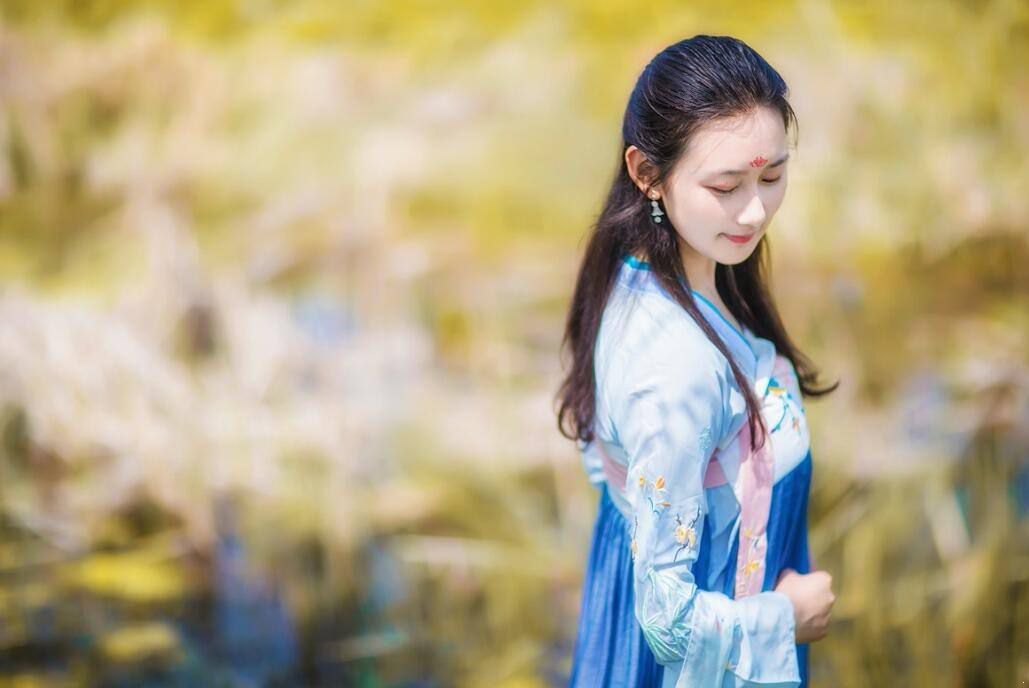 你知道吗?最爱你的人, 往往是不主动联系你的人