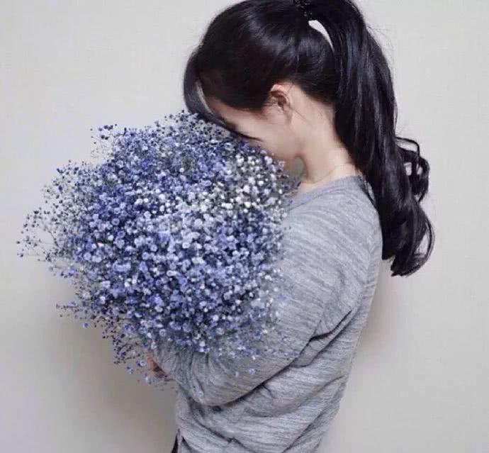 过年梳这四种发型有精气神还显年轻，看吴昕示范就知道了