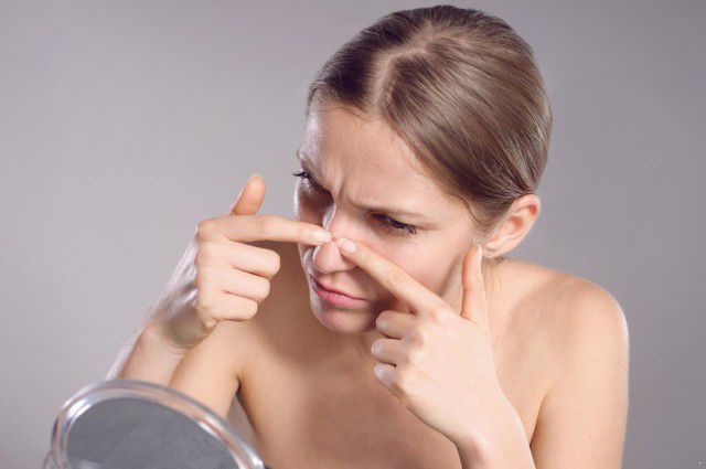 鼻子上长痘痘的原因,教你4个调理鼻子上长痘的方法