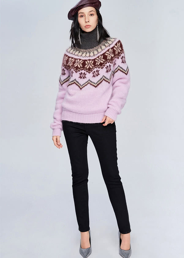 30+女人如何装扮才精致,学会这几种毛衣穿搭方式,让你成为风景线