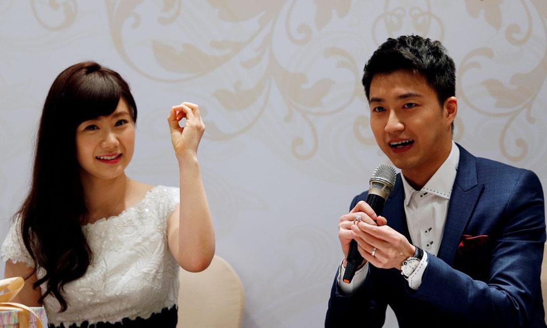 江宏杰晒女儿嘎照,一脸淡定的“离家出走”,网友:要被萌翻了!