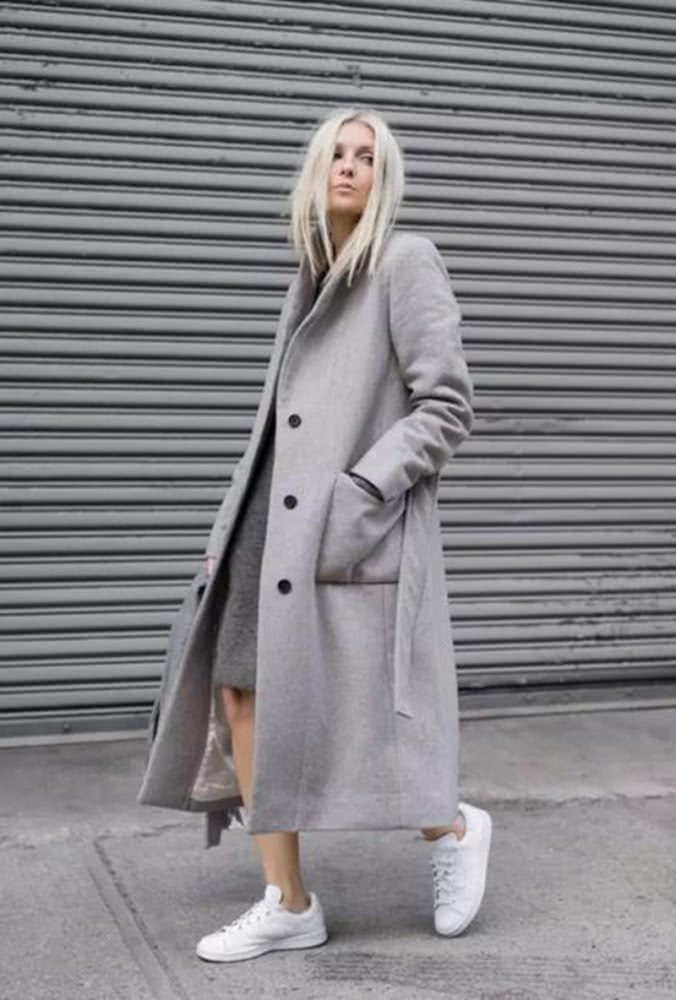 穿大衣不搭靴子也好看,选择这三款鞋子,舒适百搭不累脚