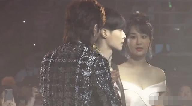 谢楠口误不道歉,把杨紫叫成“黄紫”,杨紫的反应太给对方面子了