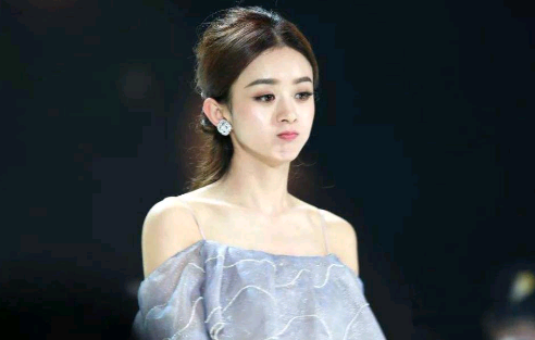 她曾是赵丽颖替身,趁颖宝怀孕疯狂接戏,如今30岁逆袭一线