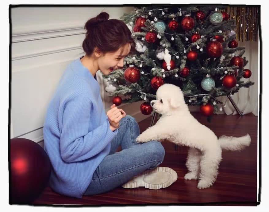 林允儿中文考试合格,为来华发展努力学中文,真的很宠粉丝