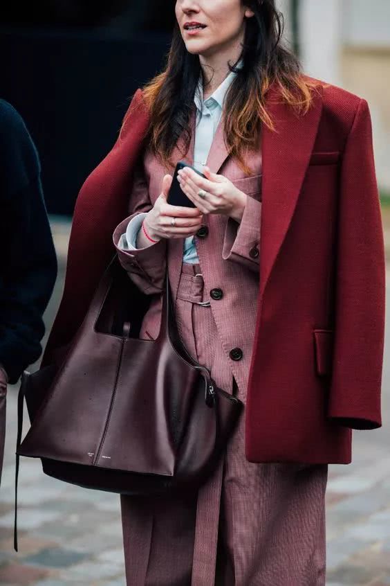 穿衣打扮学会配色很重要，试试这几个方法