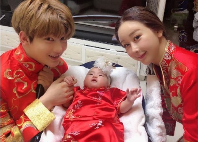 她因拍大尺度电影走红,42岁嫁24岁富二代,今被丈夫宠成女王