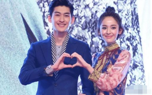 疑似被3个前任“泄隐私照”, 娜扎注定要为自己年轻的18岁买单