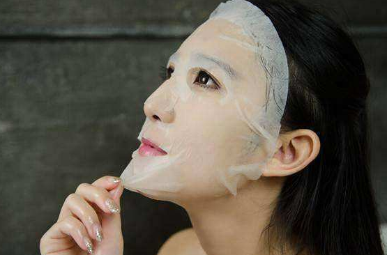 冬季敷了面膜肌肤依然干燥?先改掉3个“臭毛病”,不然化妆也没救