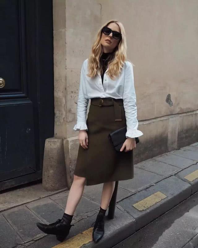 白衬衫很好搭,会穿的人总能给人美到骨子里的感觉