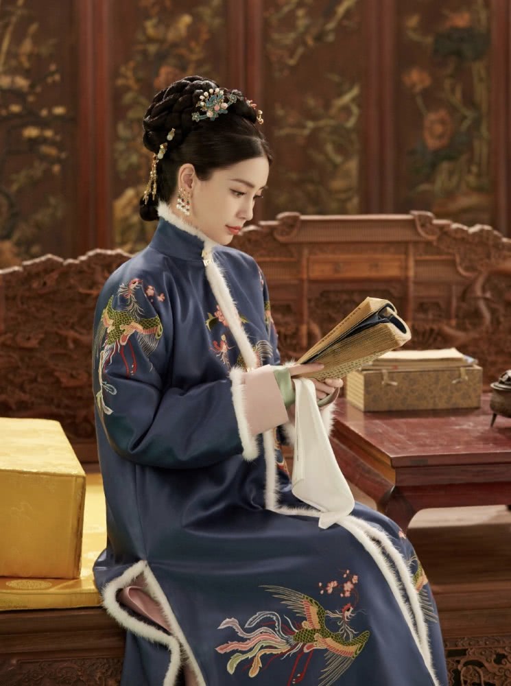 BABY清宫造型首曝光，极具古典风韵神似“魏璎珞”