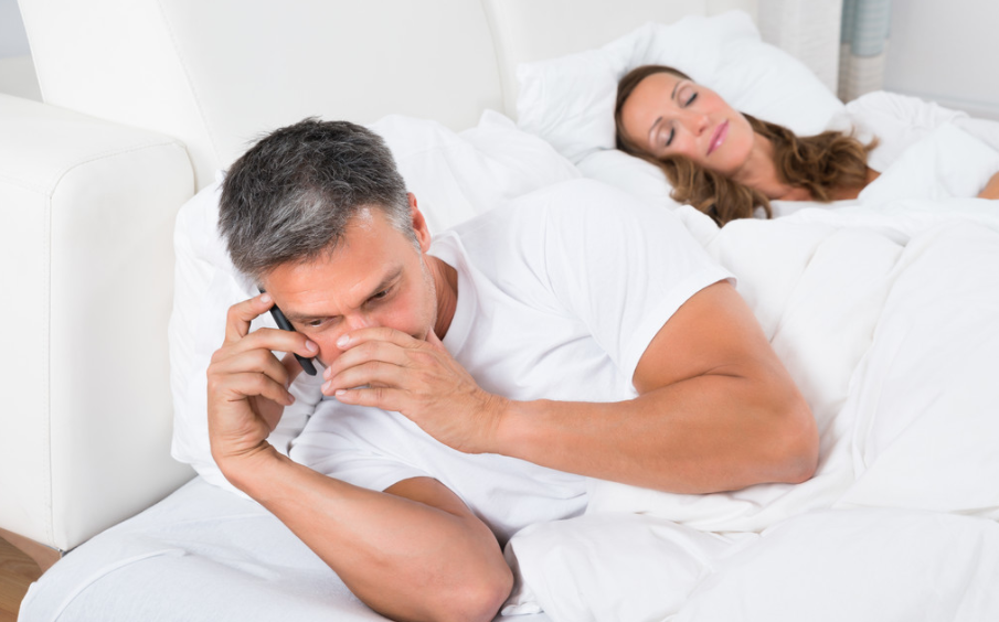 “坏男人”最爱用这3招,一般女人都招架不住,要知道