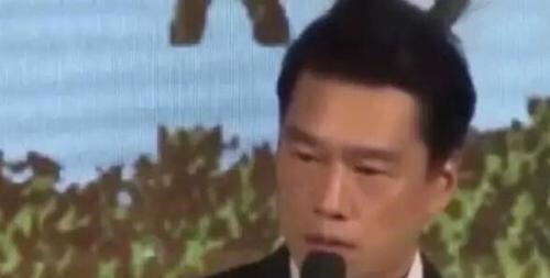 娱乐圈中的贵气男星,22年演配角,网友却说:说他多豪我都信!