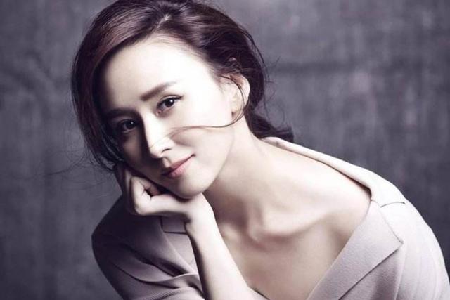 她嫁给马来西亚首富，老公为了她的睡眠，竟然主动切除身体部位