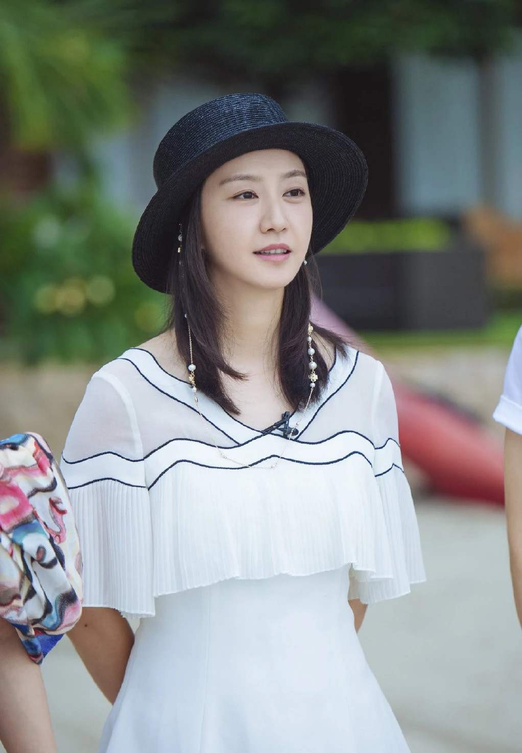 唐一菲发312字长文诉苦，剑指蒋欣，新年第一天就开撕？