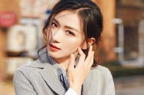 她被称为最干净女星,7次拒绝潜规则被雪藏,凭实力走红