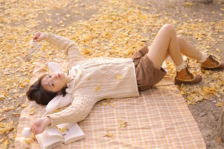 被揉胸时我应该做什么 少女口述他说蹭蹭但突然进去了