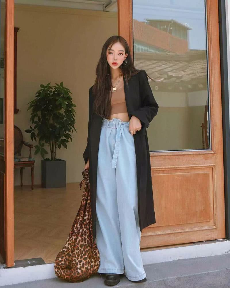 针织衫+拖地裤=秋冬巨洋气穿搭,好看到爆