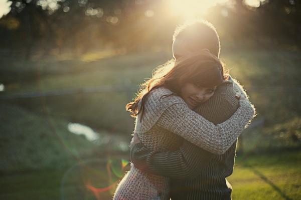 女人暗示想你了，一般会有用这3句话来表达，别傻乎乎不知道