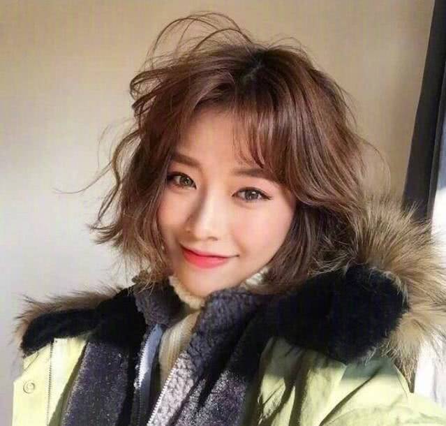 100斤的胖妹子，剪了这个头发之后，看起来不到80斤