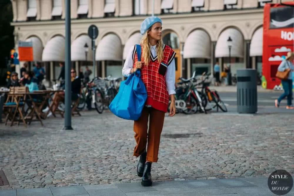 值得入手的 4 种色系下装,让你在人群中脱颖而出!