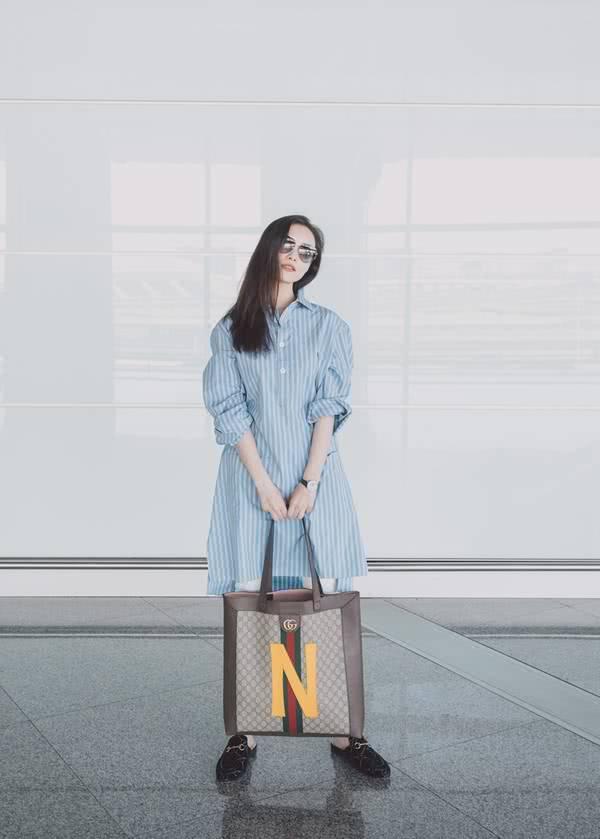 倪妮在线教你轻奢感穿搭，既能HOLD住女王风，还能穿出邻家姐姐范