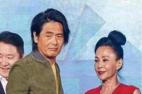 一直说裸捐几十个亿,却没见过一次捐款,周润发是开玩笑的吗?
