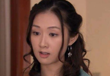 还记得回家的诱惑的高珊珊吗?当初嫌人丑,如今逆袭美到认不出