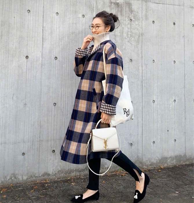 2020流行“单鞋冬穿”，再配上大衣简直美翻了