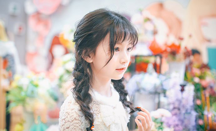 裴子添和裴佳欣有什么关系 网传90后裴子添有女儿是真是假