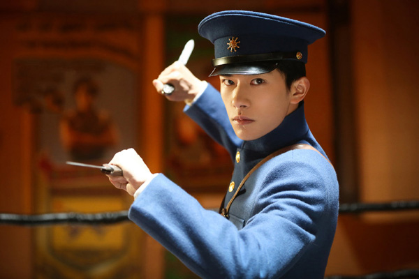 热血同行易烊千玺穿军装是什么时候 离开艳势番后积极投身革命