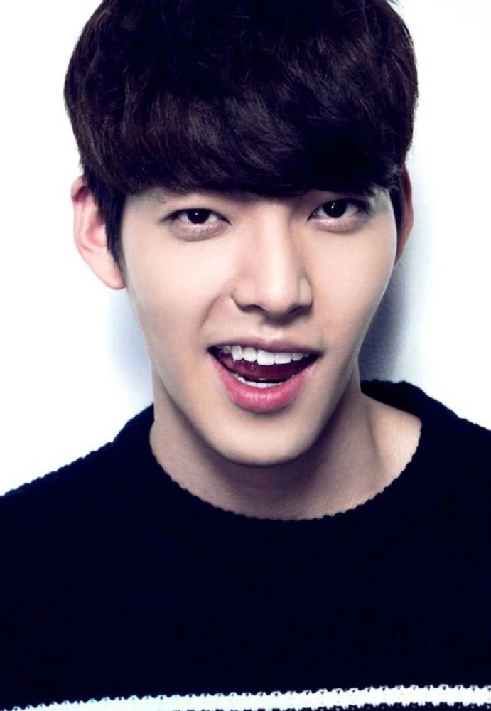 金宇彬接洽申敏儿公司有望共事,患难爱情堪比偶像剧