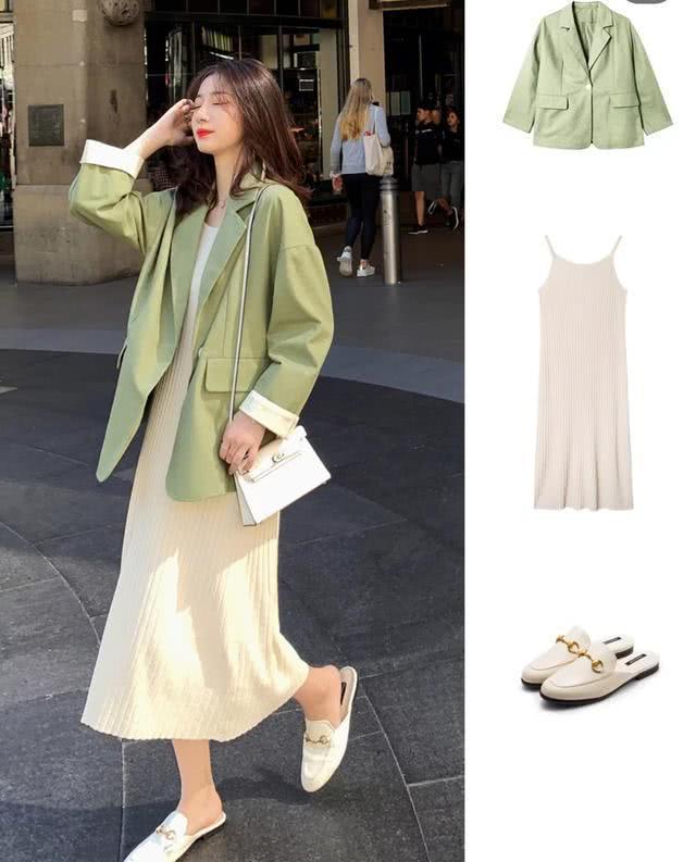 疯狂追剧《新世界》，再次被女神万茜圈粉，风情万种被她轻松穿出