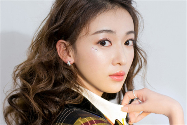 判断你是“高级脸”还是“网红脸”，主要看这4点，不妨自测一下