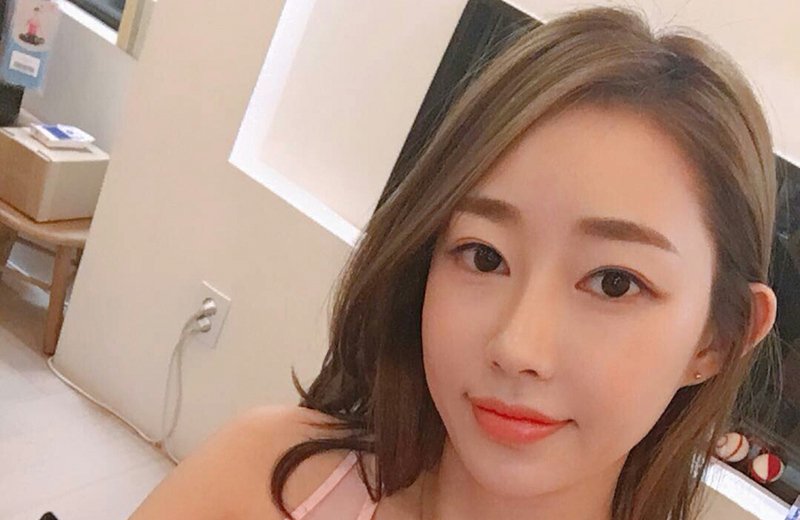 18_(1).jpg 曾经是火爆全网的“体育老师”, 却嫁给48岁肌肉大叔