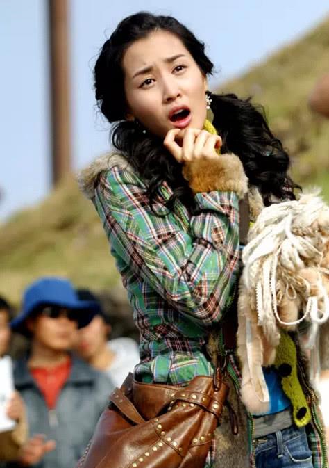 李多海近照曝光,网友直呼像换了脸,没有以前漂亮!