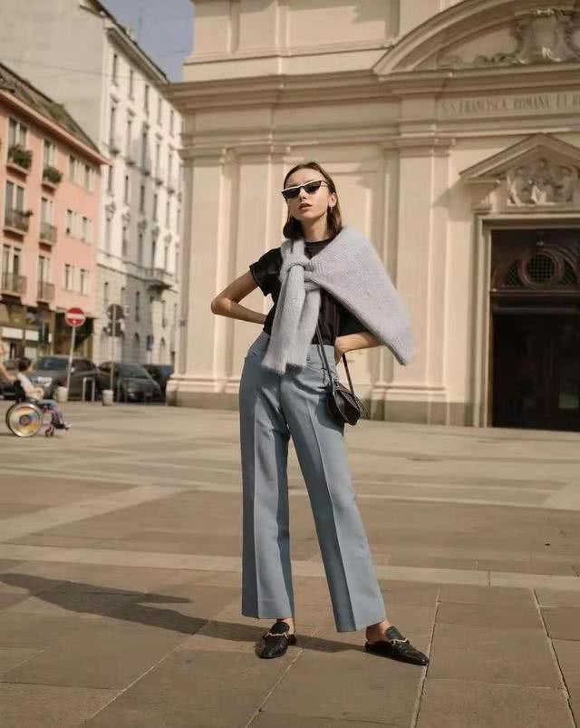 早春建议大家多穿“万能衫”，温柔又高雅，搭配裙子、裤子都好看