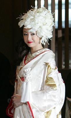 确认泽尻英龙华吸毒！靠《狼狈》翻身如今因吸毒真的狼狈了