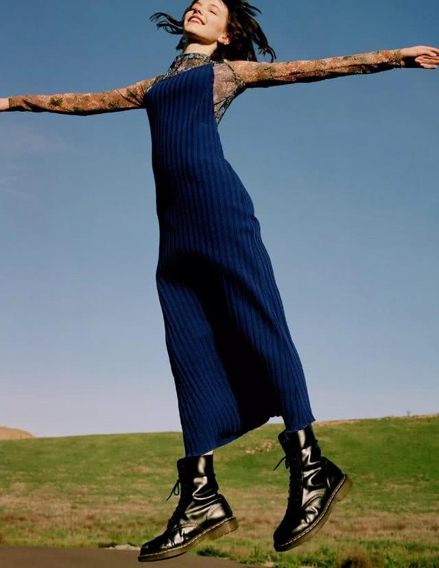 终于有个好驾驭的流行色，你却嫌它老？安定人心的色彩实在太美