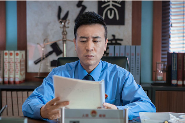 决胜法庭高剑什么背景 喜欢傅小柔但结局令人深思