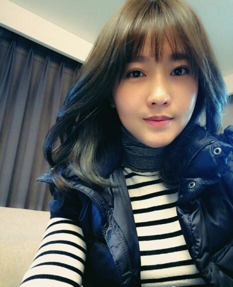 潘长江女儿近况,儿子石头乖巧可爱,夫妻恩爱家庭美满