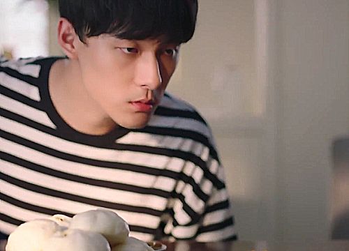 《下一站是幸福》花絮:宋威龙转球看呆张雨剑,谁注意宋茜,真正小公主