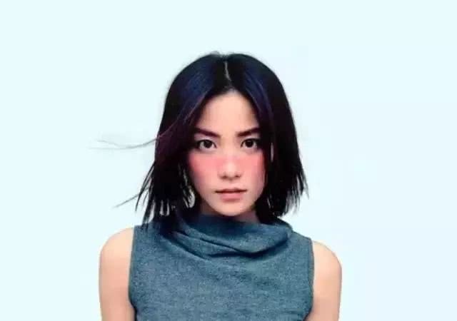 最新流行的“睡不醒妆”，同学们赶紧学起来吧！