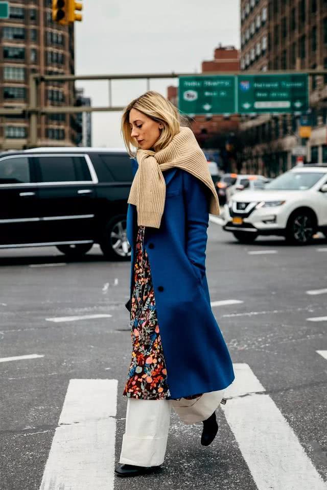 终于有个好驾驭的流行色，你却嫌它老？安定人心的色彩实在太美