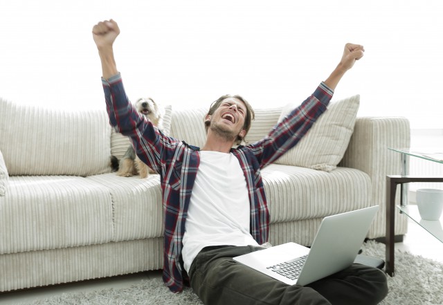 身材偏瘦应该穿什么样的衣服,偏瘦男生穿搭技巧