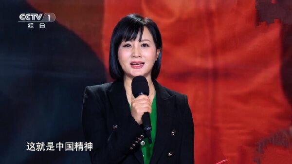 大小陶红同名不同命，一个事业家庭双丰收，一个51岁仍单身