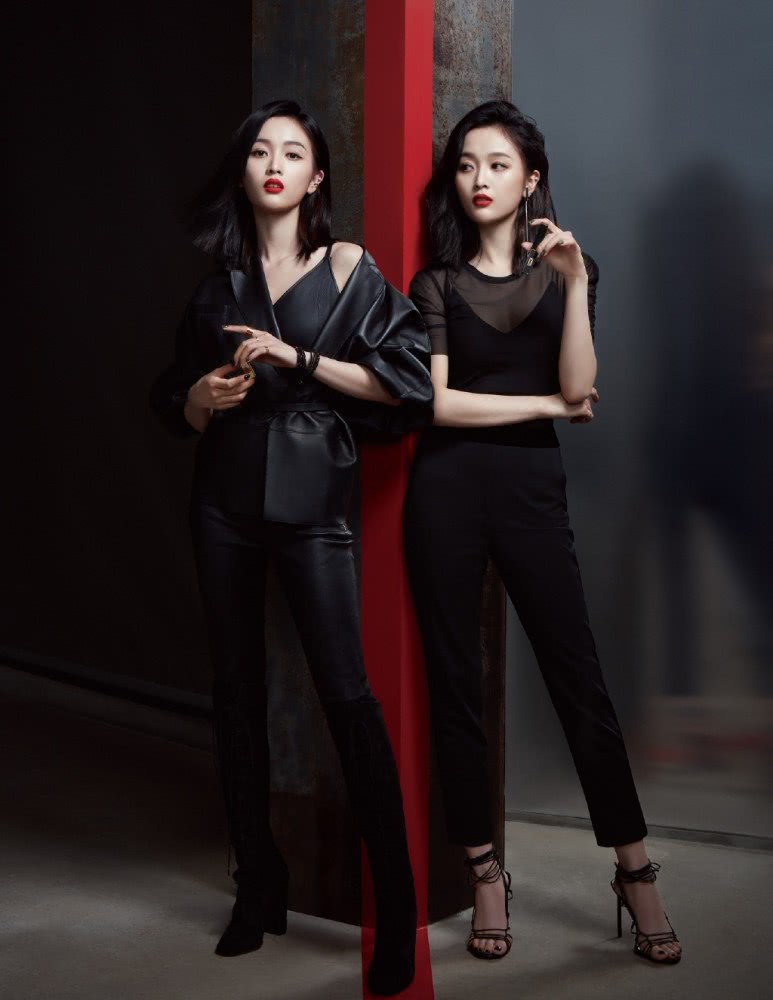 吴宣仪最新搭配穿“美少女”卫衣,秀瓜子脸精致迷人