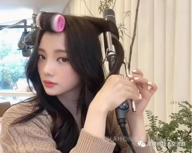 2020最新发型图片,情人节浪漫气质卷发,3个必学卷发技巧