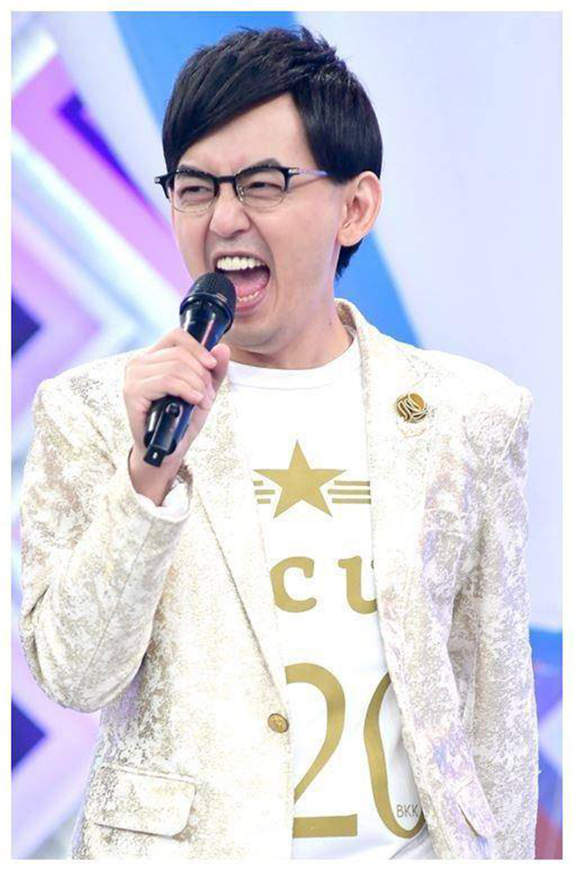 黄子佼批评范玮琪：艺人就是娱乐，谈政治不合适