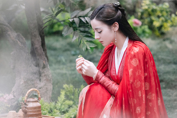 三生三世枕上书阿兰若是凤九吗 真实关系其实是她的一缕魂魄